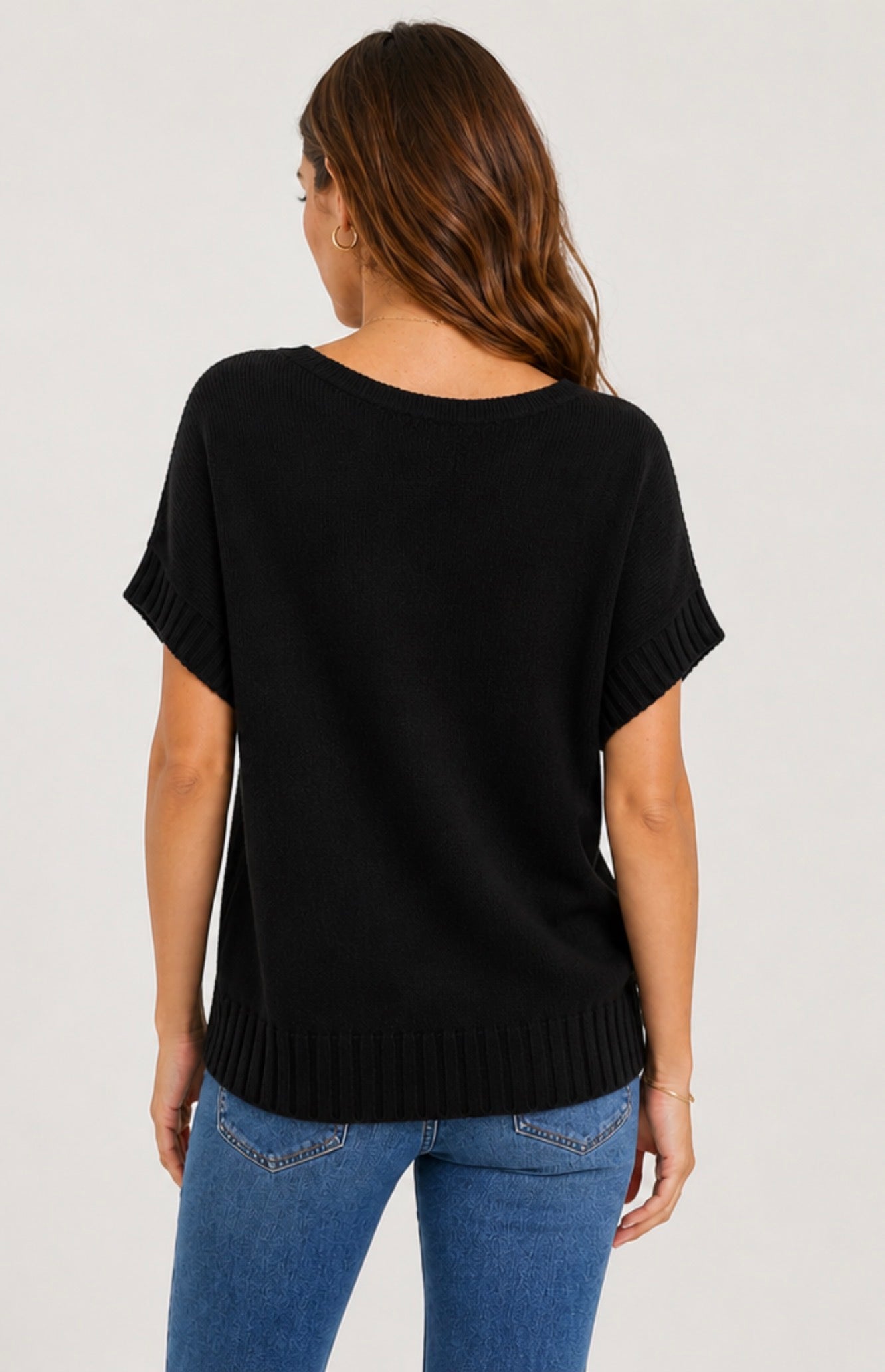 V-Neck Ribbed Hem Boxy Jumper - Black