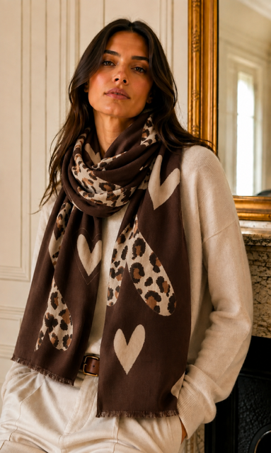 Lola Heart Scarf - Chocolate