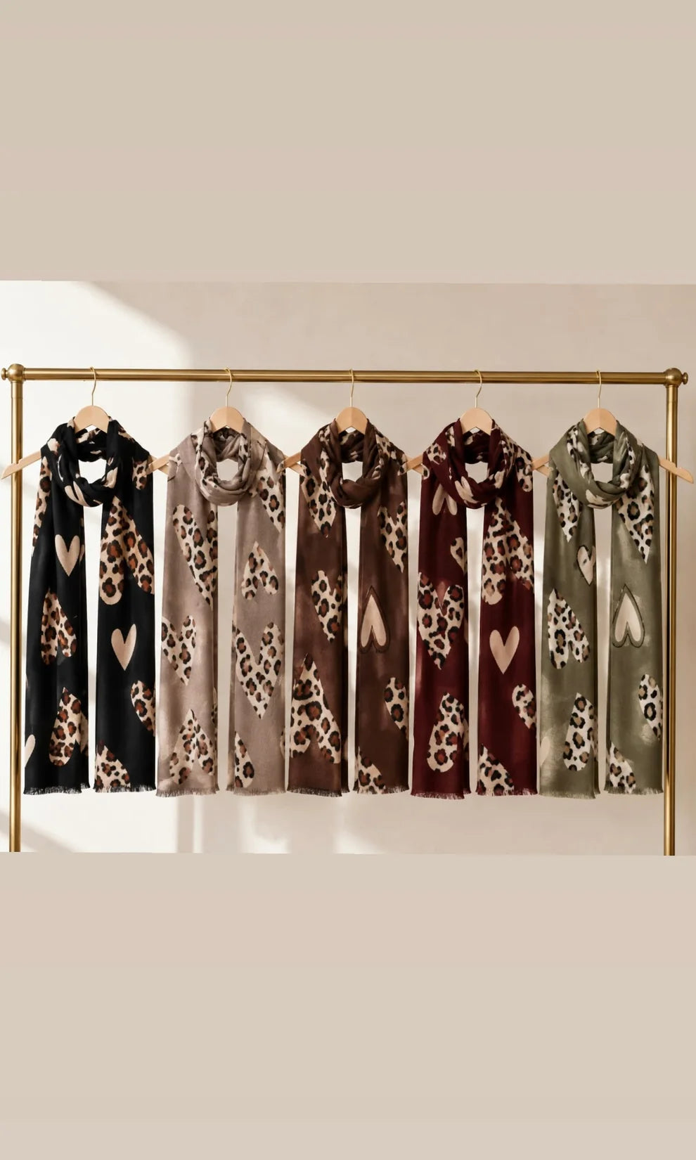 Lola Heart Scarf - Black